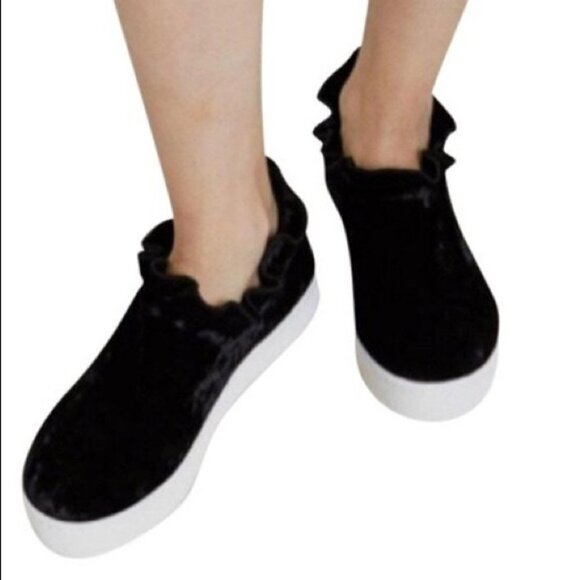 Opening Ceremony black velvet  Didi ruffle platform sneakers size 7 - Picture 10 of 16